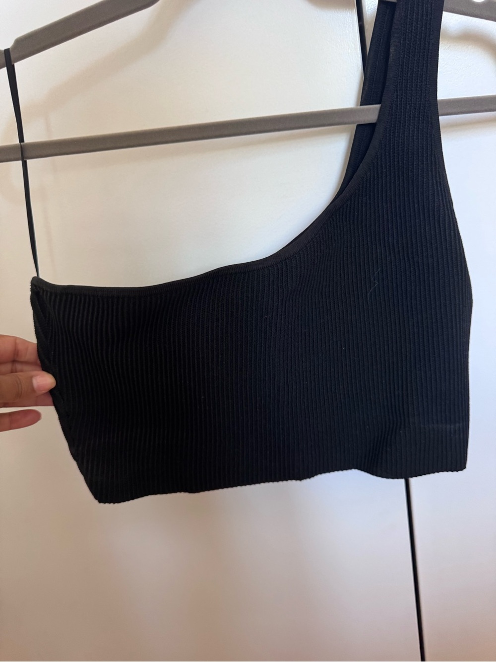 Babaton Black Ribbed One-Shoulder Top